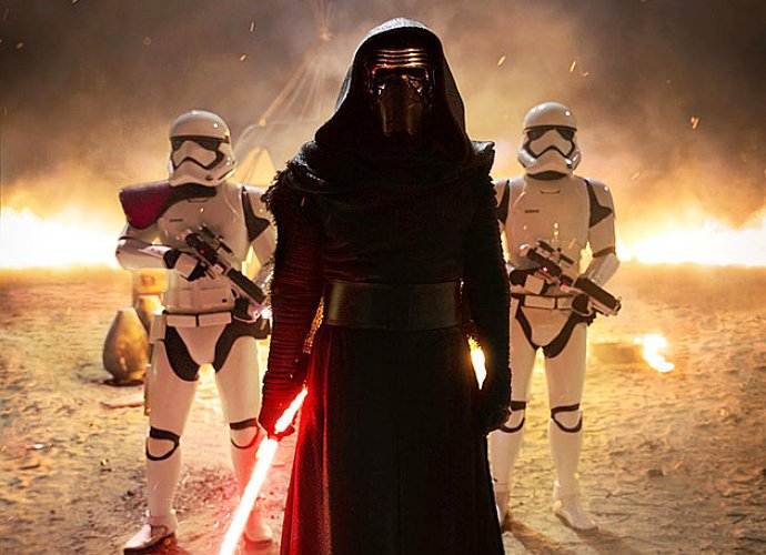Kylo Ren Is Ready for Battle in 'Star Wars: The Force Awakens' New Photo