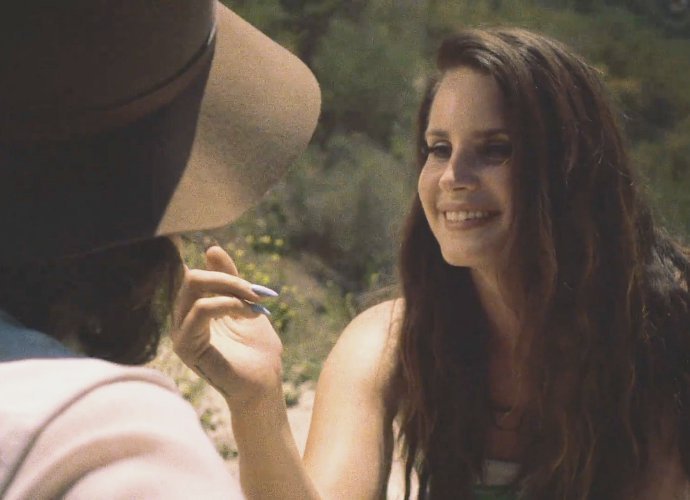 Lana Del Rey Dances, Makes Out With Father John Misty in 'Freak' Music Video