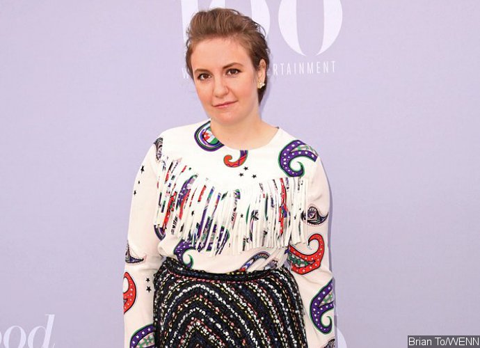 Lena Dunham Pisses Off People With Old Racist Tweets