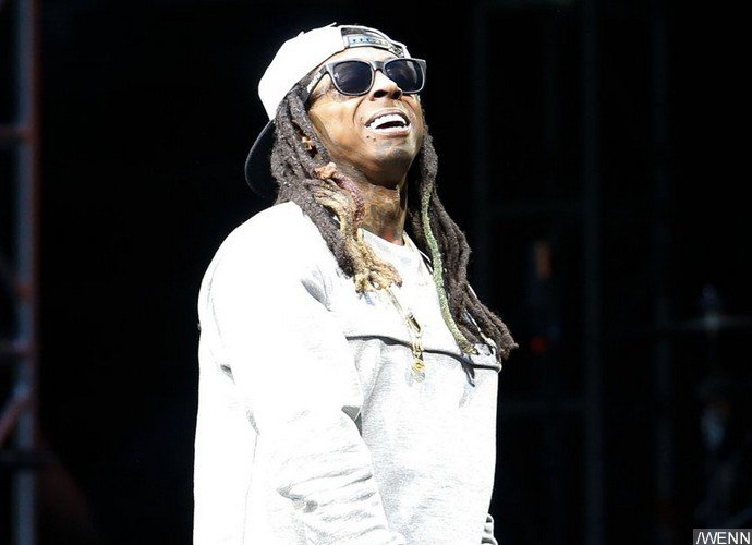 Lil Wayne Hospitalized After His Private Jet Makes Emergency Landing Due to His Seizure