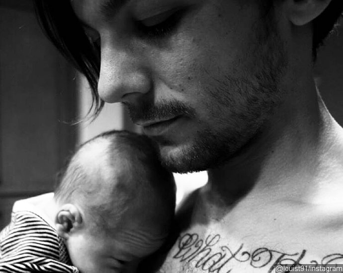 Louis Tomlinson Debuts Baby Boy, Reveals His Name in Cute Picture