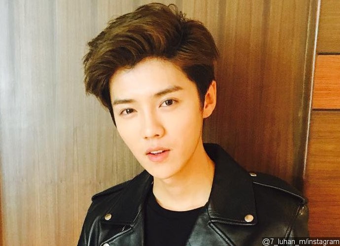 Former EXO Member Luhan Hits Back at Paparazzi for Reporting He Has a Child
