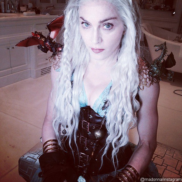 Madonna Dresses Up In Game Of Thrones Costume For Jewish Holiday Madonnaunderground