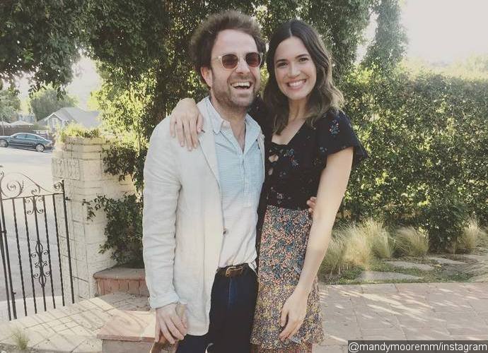 Mandy Moore Engaged to Taylor Goldsmith