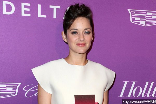 Marion Cotillard Signs to Star in 'Assassin's Creed' Movie