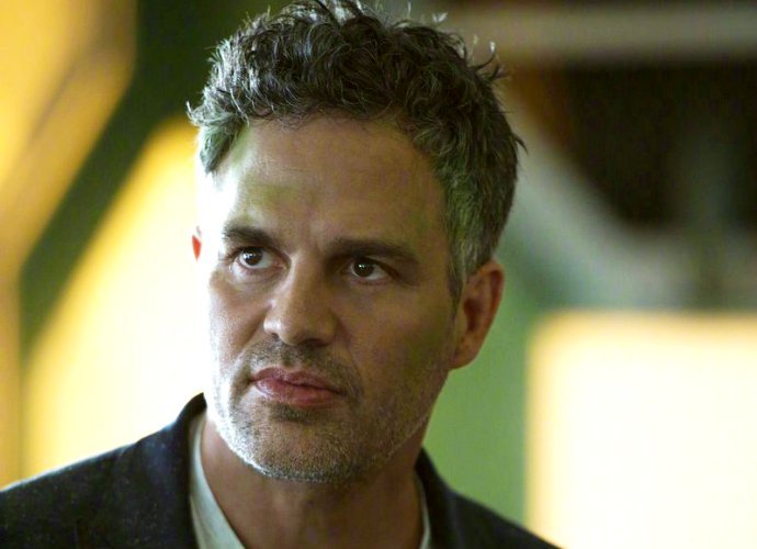 Oops! Mark Ruffalo Accidentally Livestreams a Portion of 'Thor: Ragnarok'