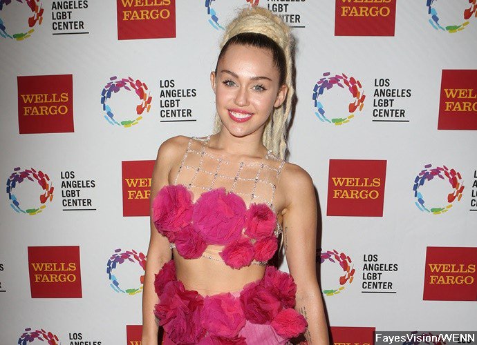 Miley Cyrus Spotted Wearing Her Engagement Ring From Liam Hemsworth