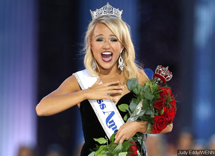 Miss Arkansas Savvy Shields Crowned Miss America 2017