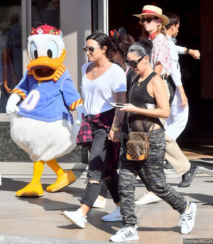 Demi Lovato Spotted Holding Hands With A Woman At Disneyland New Romance