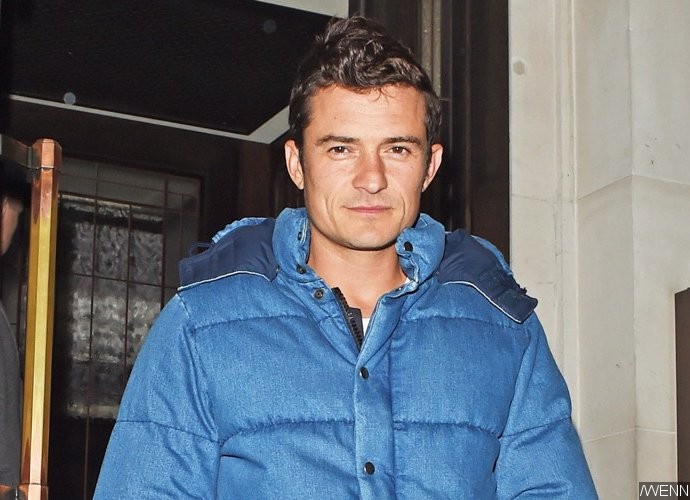Orlando Bloom Spotted Having Dinner With Mysterious Brunette