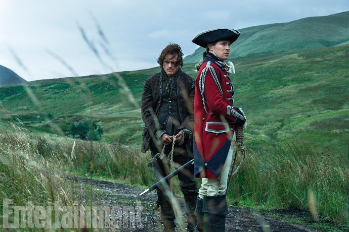 'Outlander' Unveils First Look at Lord John Grey in New Season 3 Photos