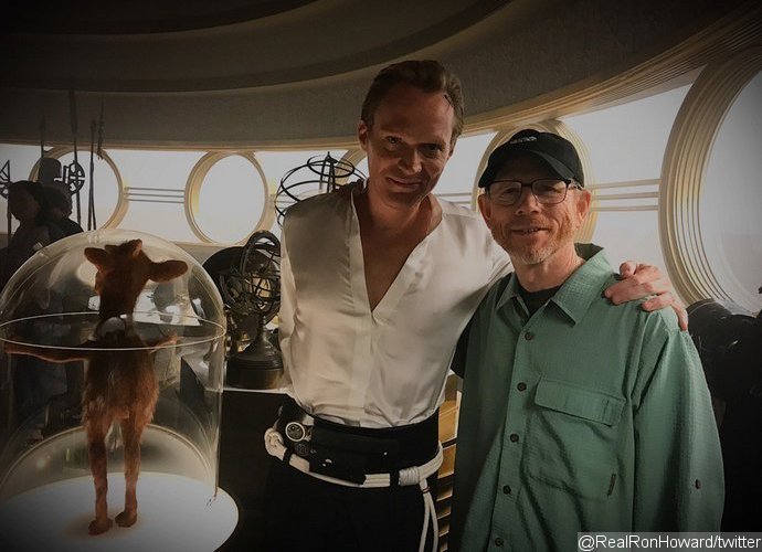 Paul Bettany Gives Off Han Solo Vibes in New Photo on Set of 'Star Wars' Spin-Off