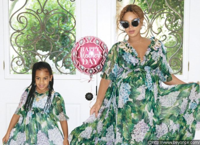 Pregnant Beyonce and Daughter Blue Ivy Celebrating Mother's Day in Matching Dresses Is Just Too Cute