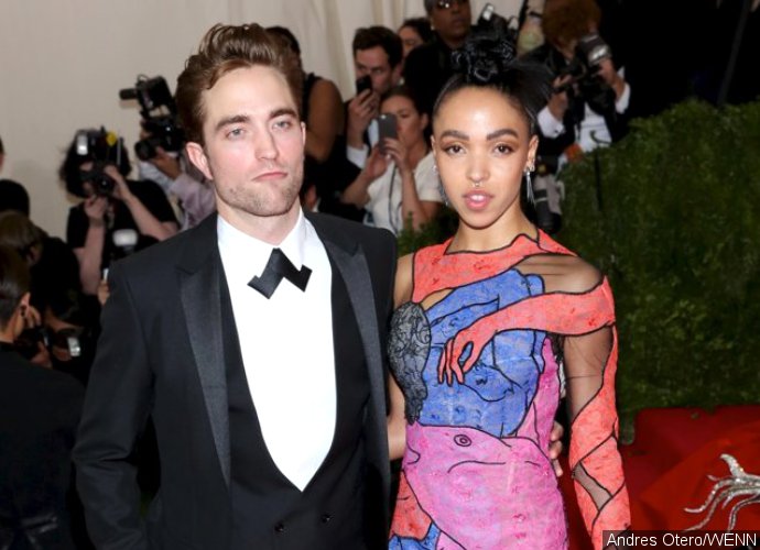 Robert Pattinson and FKA twigs Rumored Taking Nude Pictures in Public ...