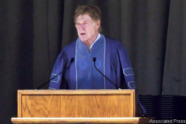 Robert Redford Tells Dolby College's Graduates to Take Risk and Be Bold