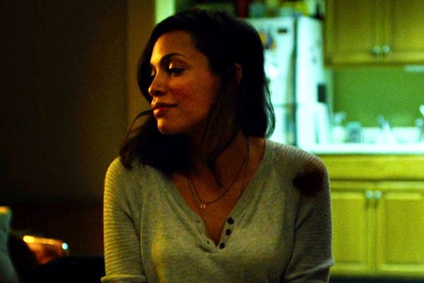 Rosario Dawson's 'Daredevil' Character to Appear on 'Jessica Jones', Crossover Plan Confirmed