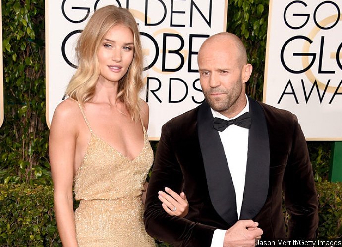 Rosie Huntington-Whiteley Is Engaged to Jason Statham, Shows Off Ring at Golden Globes