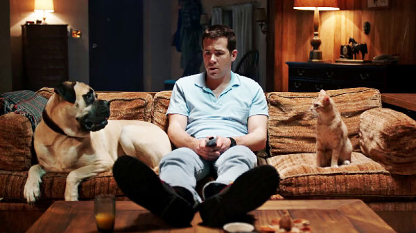 Ryan Reynolds Hears His Pets' Voices in 'The Voices' Trailer