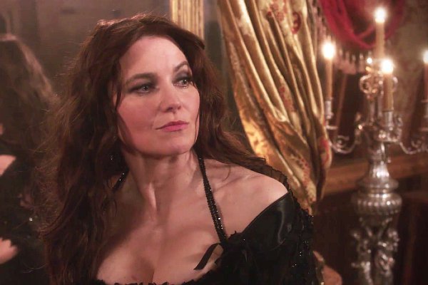 'Salem' Season 2 Trailer Features Lucy Lawless as Wicked Witch