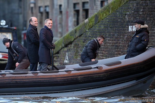 james bond inflatable jacket