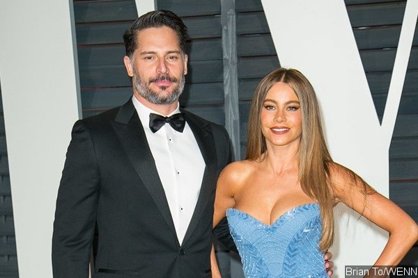 Sofia Vergara Sets Records Straight on Wedding Date