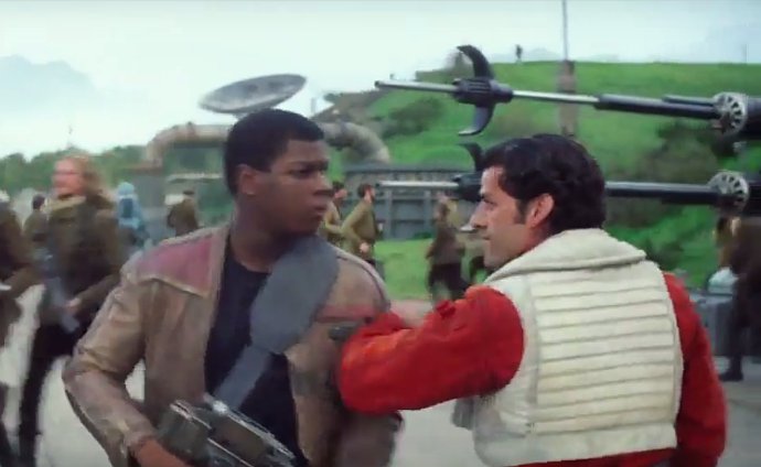 'Star Wars: The Force Awakens' New Trailer Previewed in Snippets