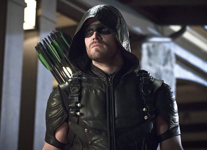 Stephen Amell to Appear on 'Legends of Tomorrow' as Future Oliver Queen