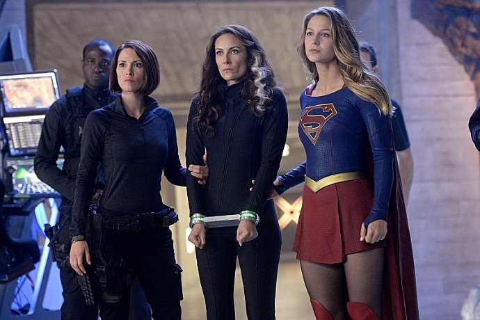 Get Sneak Peeks of 'Supergirl' Midseason Premiere