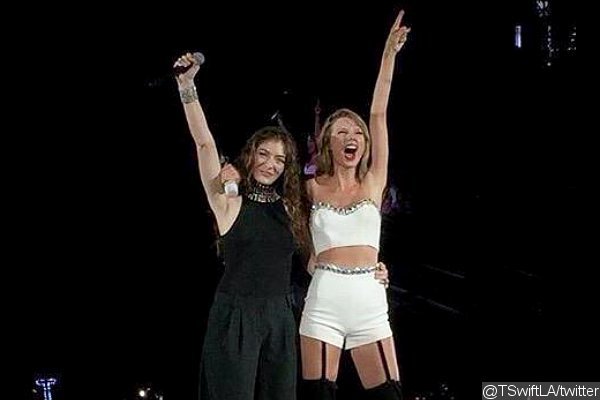 Taylor Swift Brings Out Lorde, Has Stage Malfunction at Washington, D.C. Concert