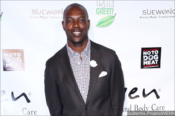 Terrell Owens Accused of Assaulting Man at Starbucks