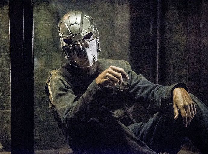 'The Flash' Season 2 Finale: The Man in the Iron Mask Reveal Brings in Another Speedster