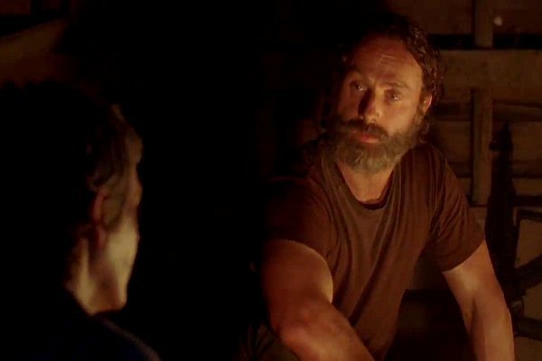 'The Walking Dead' Midseason Trailer: This Is How We Survive
