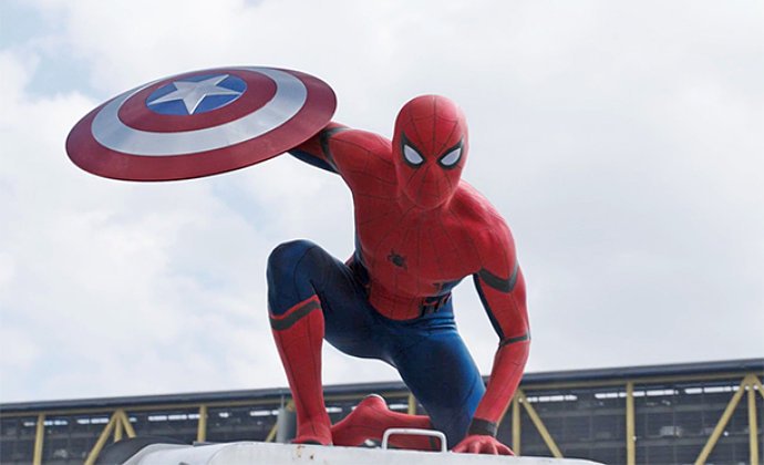 Tom Holland-Starring 'Spider-Man' Movie to Feature Other Superheroes