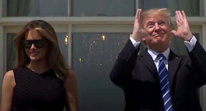 Twitter Hilariously Reacts to Donald Trump Looking Directly at the Solar Eclipse