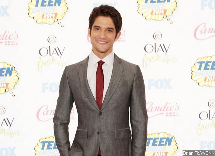Tyler Posey Clarifies 'I Am Gay' Snapchat Video, Apologizes for Fake Coming Out