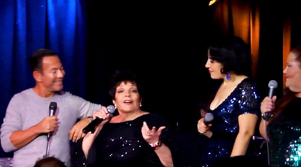 Video: Liza Minnelli Plays Surprise Performance After Recovering From Back Surgery
