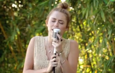 Video Premiere: Miley Cyrus Jolene From Backyard Session
