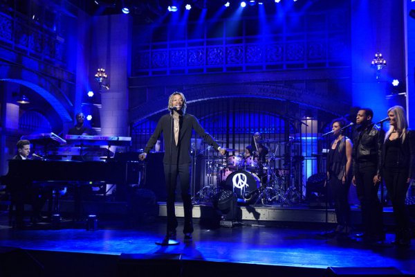 Video: Wiz Khalifa Performs on 'Saturday Night Live'