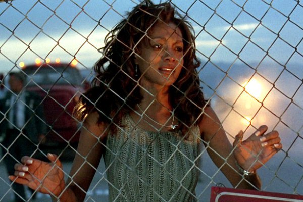 Vivica A. Fox Confirmed to Return for 'Independence Day 2'