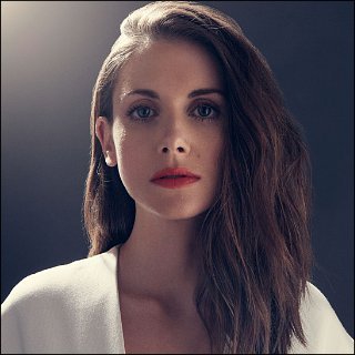 Alison Brie Profile Photo