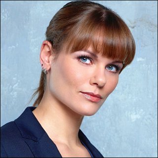 Angela Schijf Profile Photo
