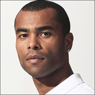 Ashley Cole Profile Photo