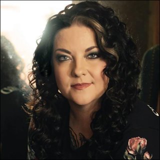 Ashley McBryde Profile Photo