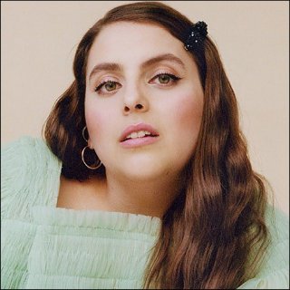 Beanie Feldstein Profile Photo