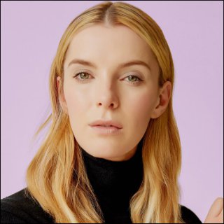 Betty Gilpin Profile Photo