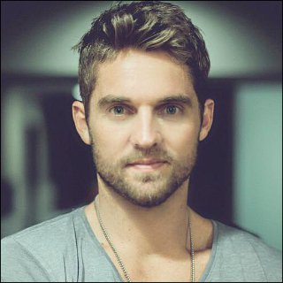 Brett Young Profile Photo