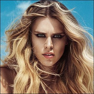 Gaia Weiss Profile Photo