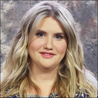 Jillian Bell Profile Photo