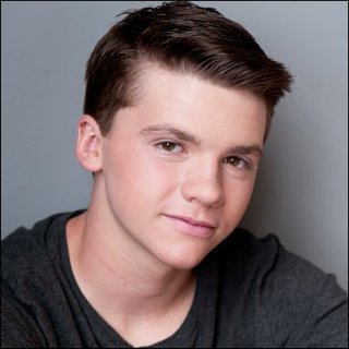 Joel Courtney Profile Photo