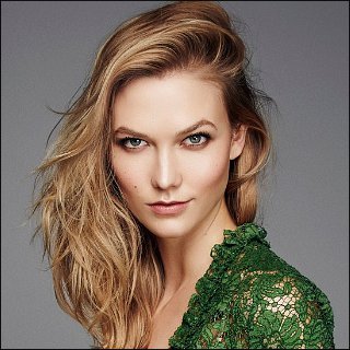 Karlie Kloss Profile Photo